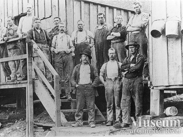 Crew at Hastings Co. operations in Granite Bay, Quadra Island