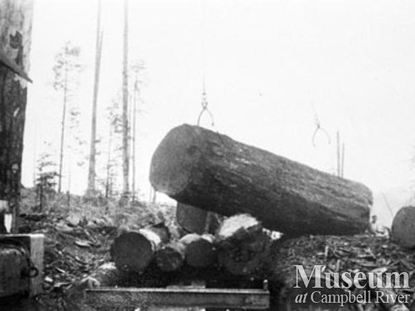 Loading a log at Bloedel Stewart & Welch Camp 4