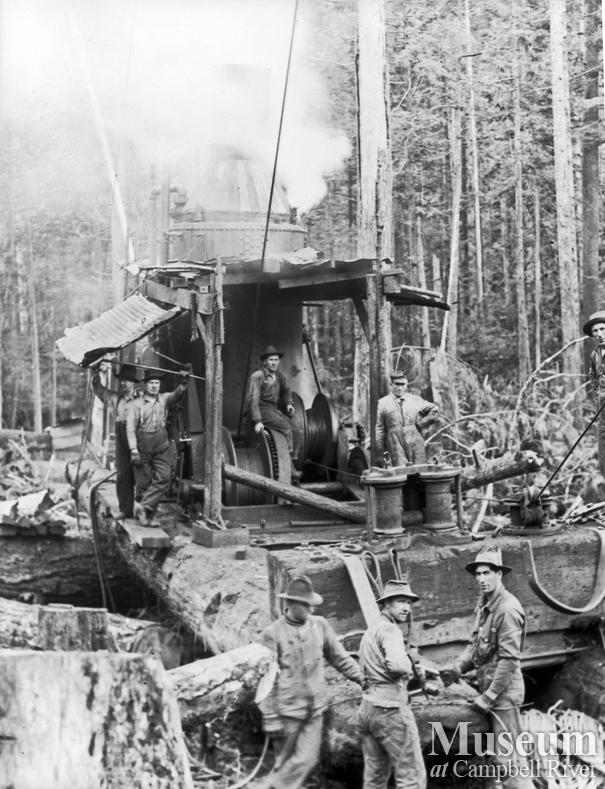 Steam donkey and crew logging near Elk Bay