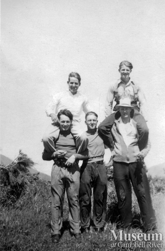 Byles and Groves crew at Port Neville