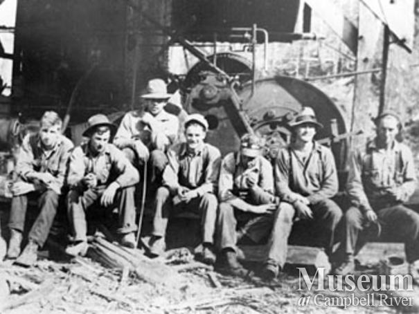 Logging crew near Green Point Rapids