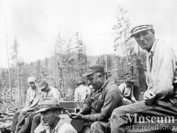 Byles and Groves logging crew