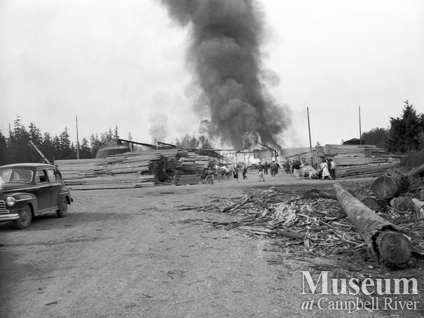 Fire at Beecher Lake Lumber Co. sawmill