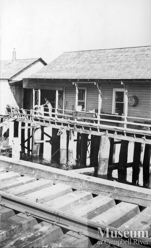 Elk River Timber Co. boom camp