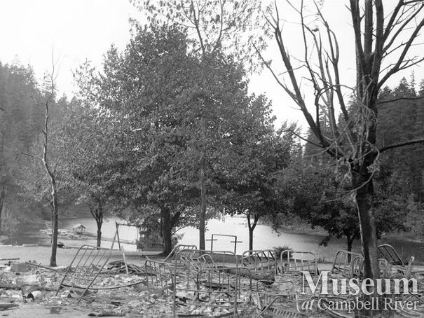 Ruins of the first Forbes Landing Lodge