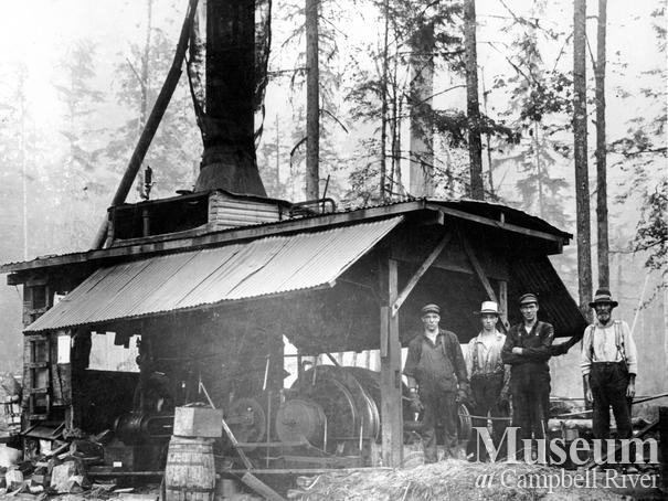 Steam donkey and crew Menzie's Bay
