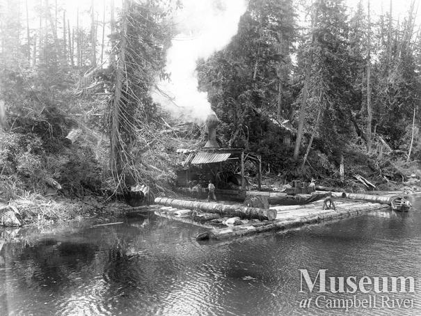 Moving a steam donkey on a float