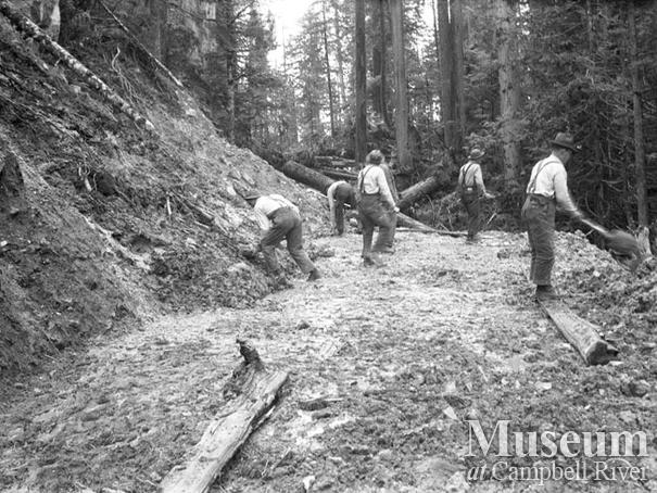 Wood and English operations at Nimpkish