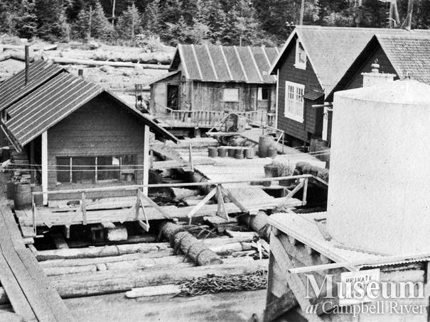 Oscar Soderman's Lumber float camp