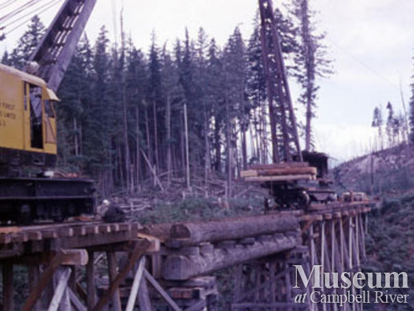 Building Canadian Forest Products trestle