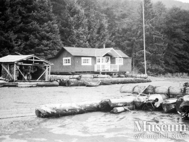 Parker family float house 