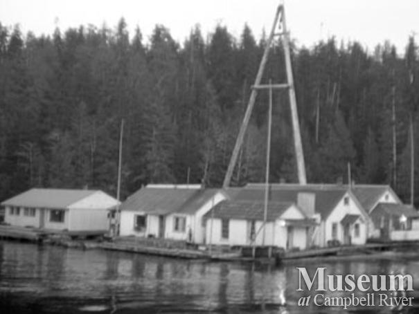 A-frame and float camp near Zeballos